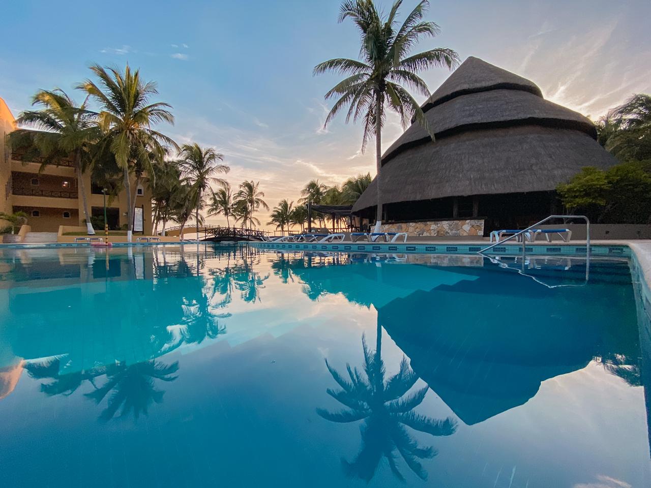 Hotel reef yucatan en Telchac Puerto fiestas patrias